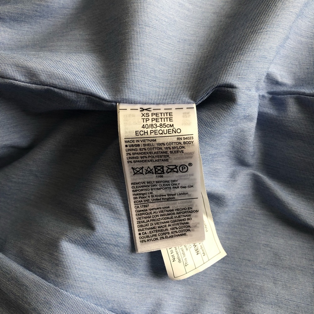 *SOLD* BANANA REPUBLIC Water-Resistant Short Trench Coat - Picture 4 of 11